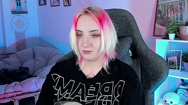 AsheLucker online show from March 2025 05:42:02 AM