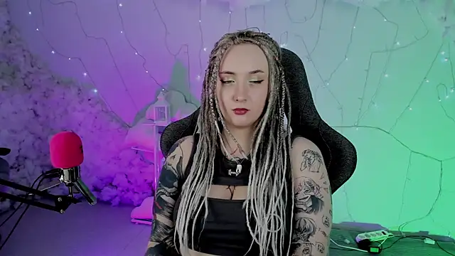 AsheLucker online show from March 2025 05:39:01 AM