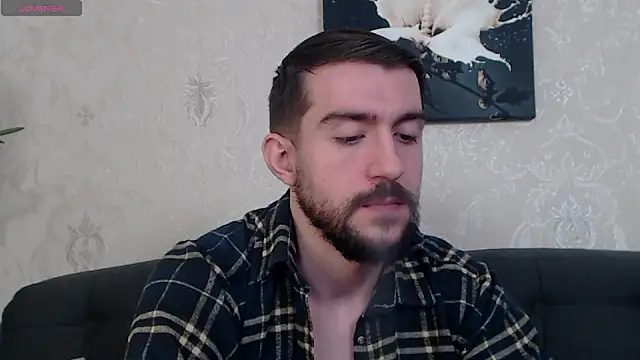 Snapshot of Dylan_Best chatting on January 2025 02:19:02 PM Dylan Best online show from January 2025 02:19:02 PM