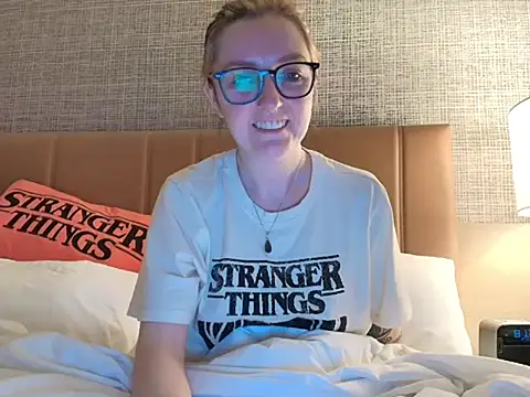 Snapshot of short_sweetpea chatting on September 2025 03:11:01 PM short sweetpea online show from September 2025 03:11:01 PM