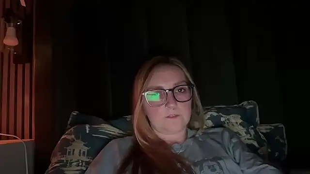 Snapshot of short_sweetpea chatting on September 2025 12:23:02 AM short sweetpea online show from September 2025 12:23:02 AM