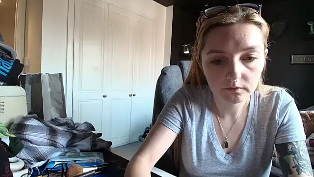 Snapshot of short_sweetpea chatting on September 2025 12:43:02 PM short sweetpea online show from September 2025 12:43:02 PM