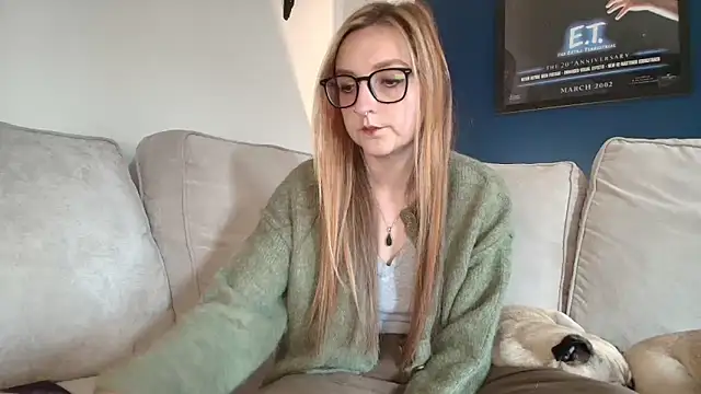 Snapshot of short_sweetpea chatting on October 2025 01:28:02 PM short sweetpea online show from October 2025 01:28:02 PM