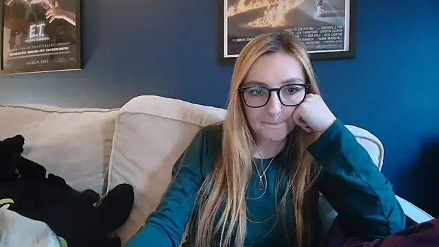 Snapshot of short_sweetpea chatting on October 2025 04:30:01 PM short sweetpea online show from October 2025 04:30:01 PM