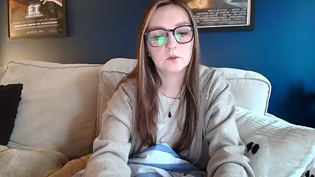 Snapshot of short_sweetpea chatting on November 2025 03:16:02 PM short sweetpea online show from November 2025 03:16:02 PM