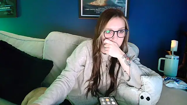 Snapshot of short_sweetpea chatting on December 2025 06:16:01 PM short sweetpea online show from December 2025 06:16:01 PM