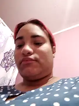 Hilarybunnyy online show from December 2024 03:33:02 PM