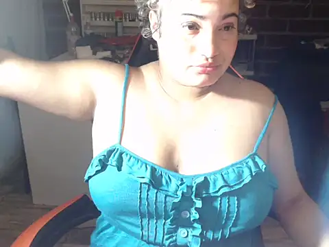 Hilarybunnyy online show from December 2025 03:56:01 AM