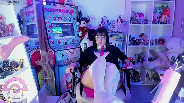 meda kawaii  online show from February 2025 09:02:01 PM