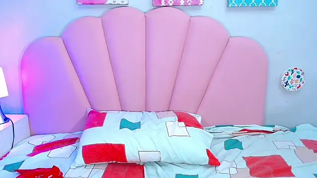 TehaniBrown online show from December 2024 12:33:02 AM