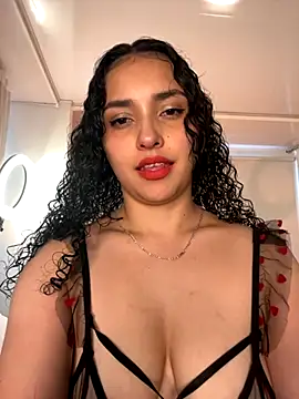 Lucy Marin online show from September 2025 05:35:01 PM