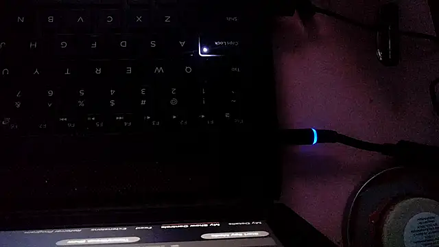 atlwebbie75 online show from October 2025 12:52:02 PM