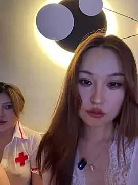 Snapshot of sphynx-_- chatting on November 2025 11:43:01 AM sphynx- - online show from November 2025 11:43:01 AM