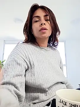 Ivanna2 online show from October 2025 01:20:01 PM