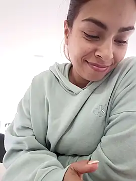 Ivanna2 online show from October 2025 03:01:02 PM