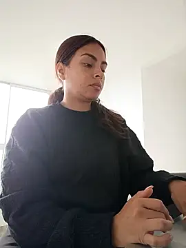 Ivanna2 online show from October 2025 01:33:02 PM