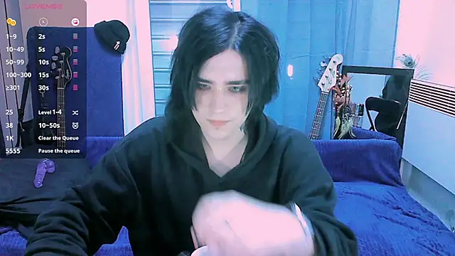 sademobeer online show from May 2026 06:58:01 PM