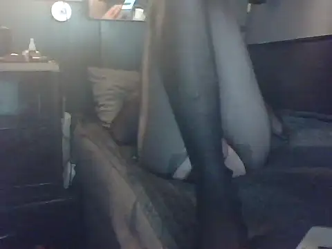 slutviki online show from February 2026 06:12:01 PM