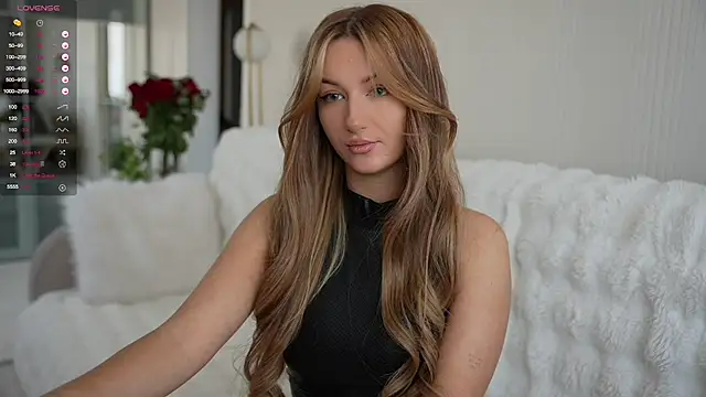 CatchMe1 online show from February 2025 12:27:01 PM