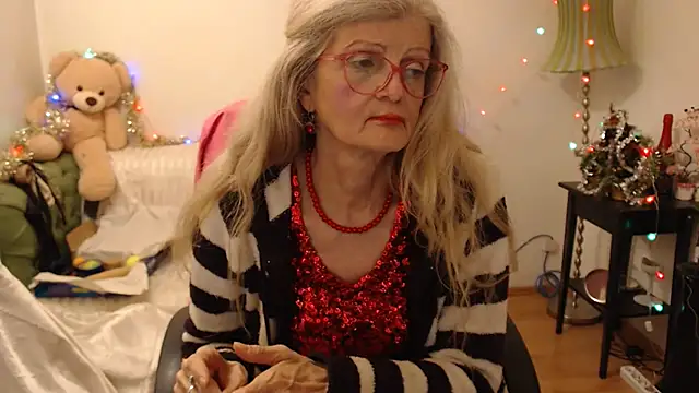 Snapshot of BlairFort chatting on December 2024 07:59:02 PM BlairFort online show from December 2024 07:59:02 PM