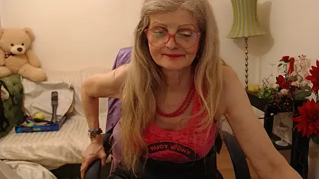 Snapshot of BlairFort chatting on February 2025 03:08:01 PM BlairFort online show from February 2025 03:08:01 PM