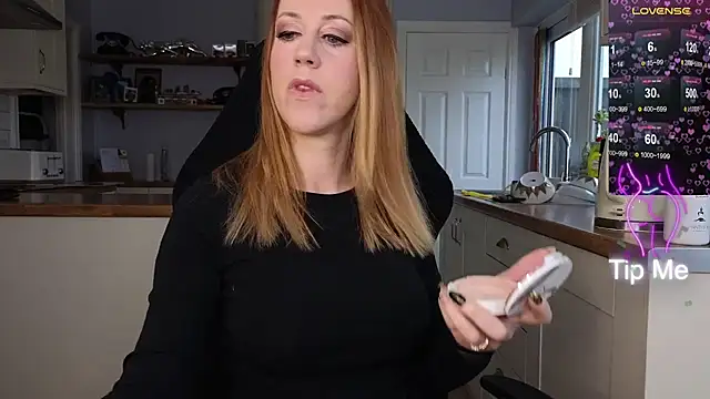 stripmequick online show from February 2025 09:32:01 AM