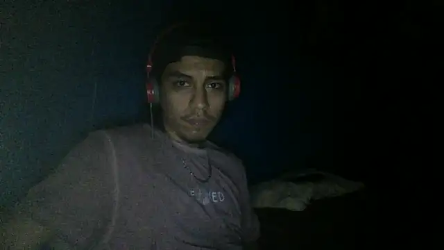 Snapshot of AlexAlejandro13 chatting on September 2025 06:17:02 AM AlexAlejandro13 online show from September 2025 06:17:02 AM