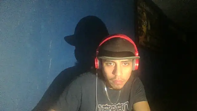 Snapshot of AlexAlejandro13 chatting on October 2025 07:06:01 AM AlexAlejandro13 online show from October 2025 07:06:01 AM