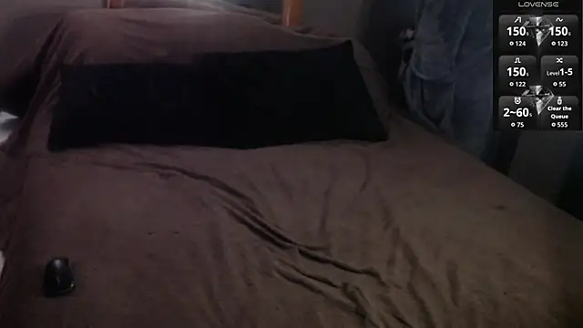 Snapshot of MaxRouger chatting on April 2026 04:56:02 PM MaxRouger online show from April 2026 04:56:02 PM