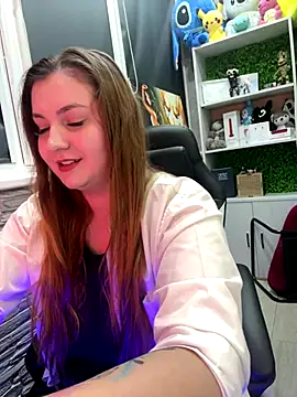 CandyShoopp online show from December 2024 08:55:01 PM