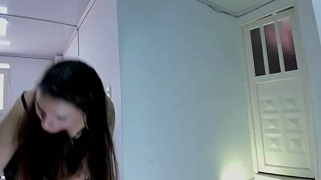 vanessabrown  online show from July 2026 07:42:02 PM