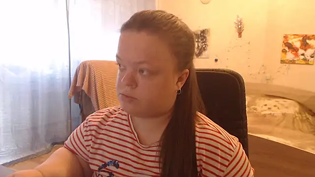 Janiffer MiMi online show from February 2025 11:30:01 AM