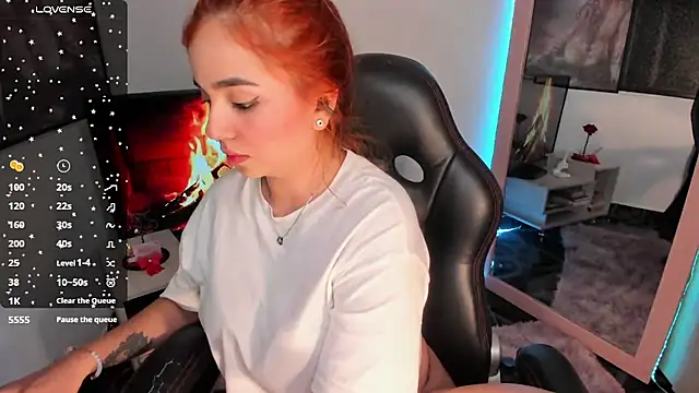 GiaBrooksX online show from March 2025 07:24:01 AM