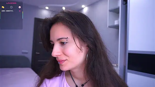 Holla Molly online show from March 2026 05:32:02 AM