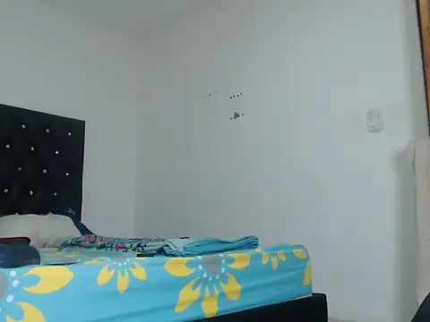 jeancarloscum12 online show from June 2026 10:05:02 PM