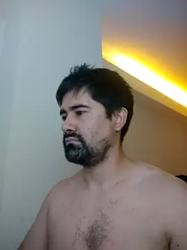 Snapshot of VonDoomdelToro chatting on January 2025 03:32:02 AM VonDoomdelToro online show from January 2025 03:32:02 AM