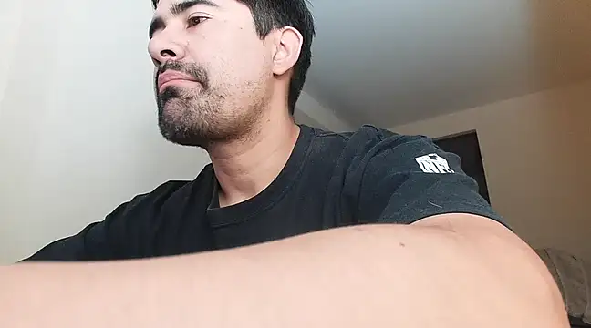 Snapshot of VonDoomdelToro chatting on February 2025 03:46:02 AM VonDoomdelToro online show from February 2025 03:46:02 AM