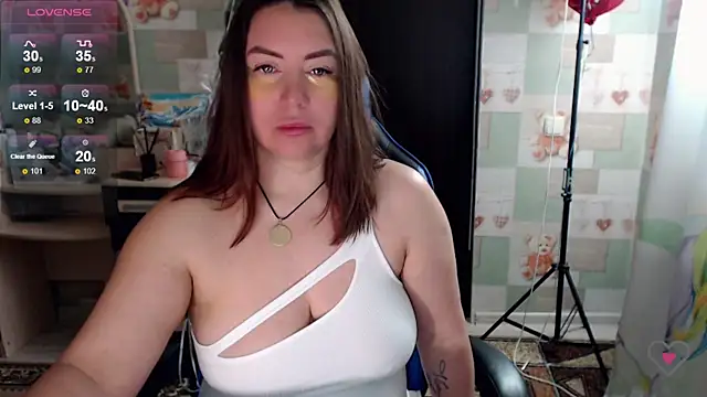 Korolek12 online show from November 2025 04:56:01 AM