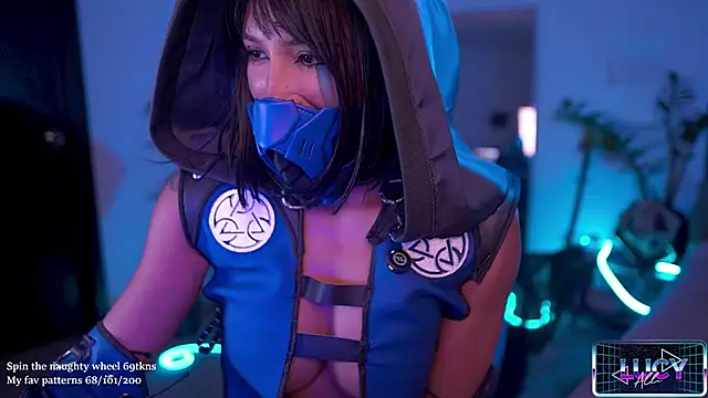 LucyAllenX online show from October 2025 07:38:02 PM