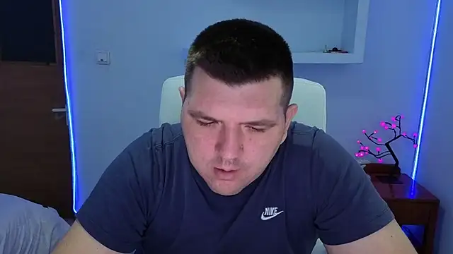 Snapshot of Basystem chatting on September 2025 04:45:01 AM Basystem online show from September 2025 04:45:01 AM