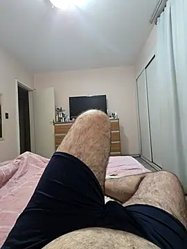 MysterBearMG online show from November 2025 01:05:02 AM