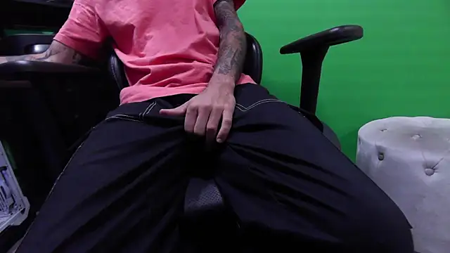 kuruptxxx live online show from September 2025 06:09:01 PM