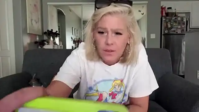 Lexi Shocker online show from March 2026 11:00:01 PM