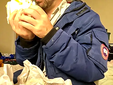 theSmallest-dick online show from October 2025 05:02:02 PM