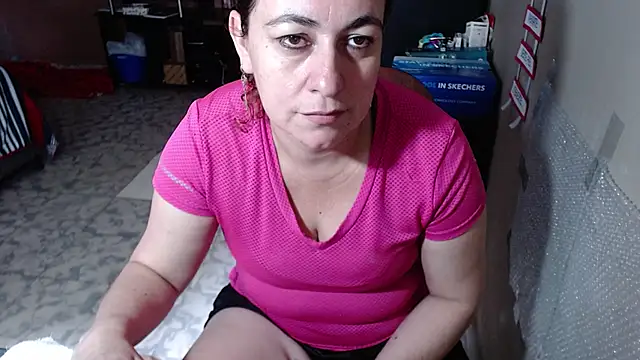 Barbiegomez online show from March 2026 06:13:02 PM