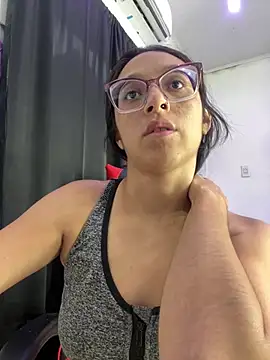 Ninnfa online show from January 2025 11:24:01 PM