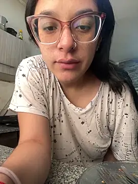 Ninnfa online show from October 2025 02:13:01 PM