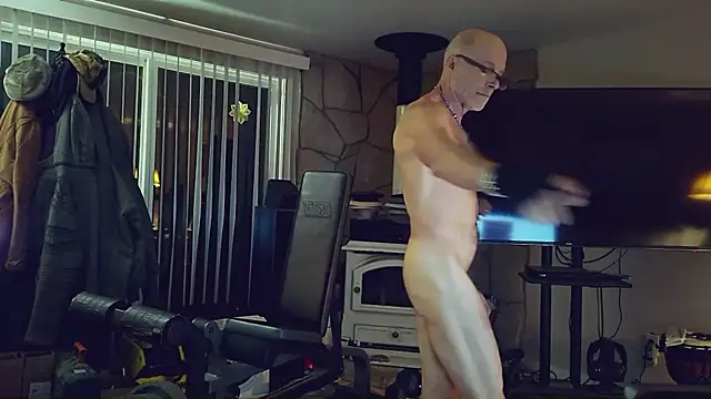 MoonDancer online show from April 2026 04:35:01 AM