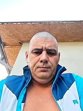 Snapshot of sile2000nou chatting on July 2026 05:09:02 AM sile2000nou online show from July 2026 05:09:02 AM