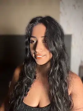 Valentinne z online show from April 2026 03:02:01 AM